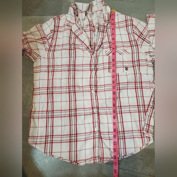 NWOT Victoria's Secret pyjamas top. Plaid. Pink and red. Metallic. M long - Picture 8 of 10